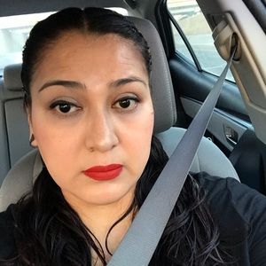 Meet your Posher, Joann